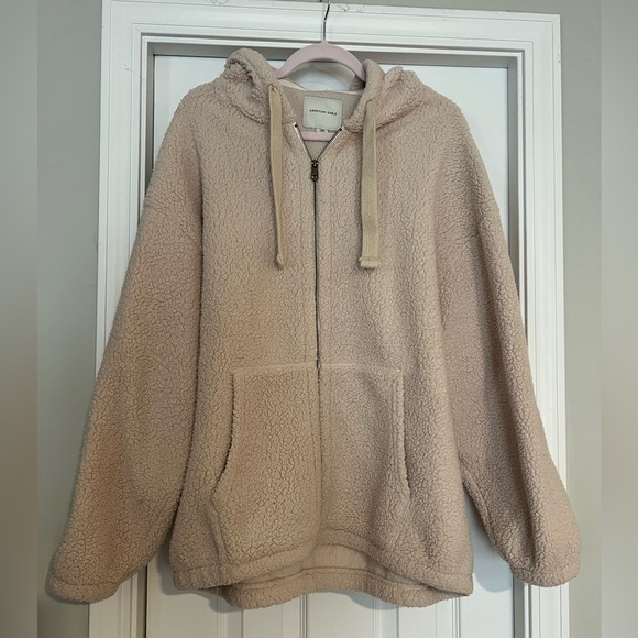 American Eagle Outfitters Cream Sherpa Jacket - Picture 1 of 2